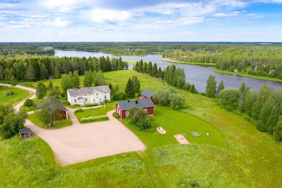 Liepeen Pappila Pudasjarvi Bagian luar foto